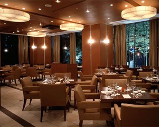 ホテルメトロポリタン「クロスダイン」