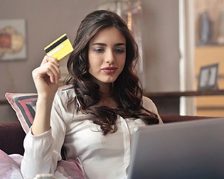 クレジットカードを活用画像