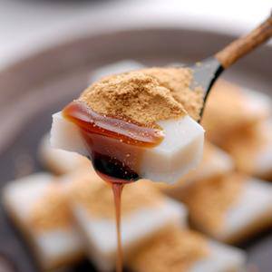 船橋屋　元祖くず餅 （くずもち） 中箱（36切/2～3名様用） 画像